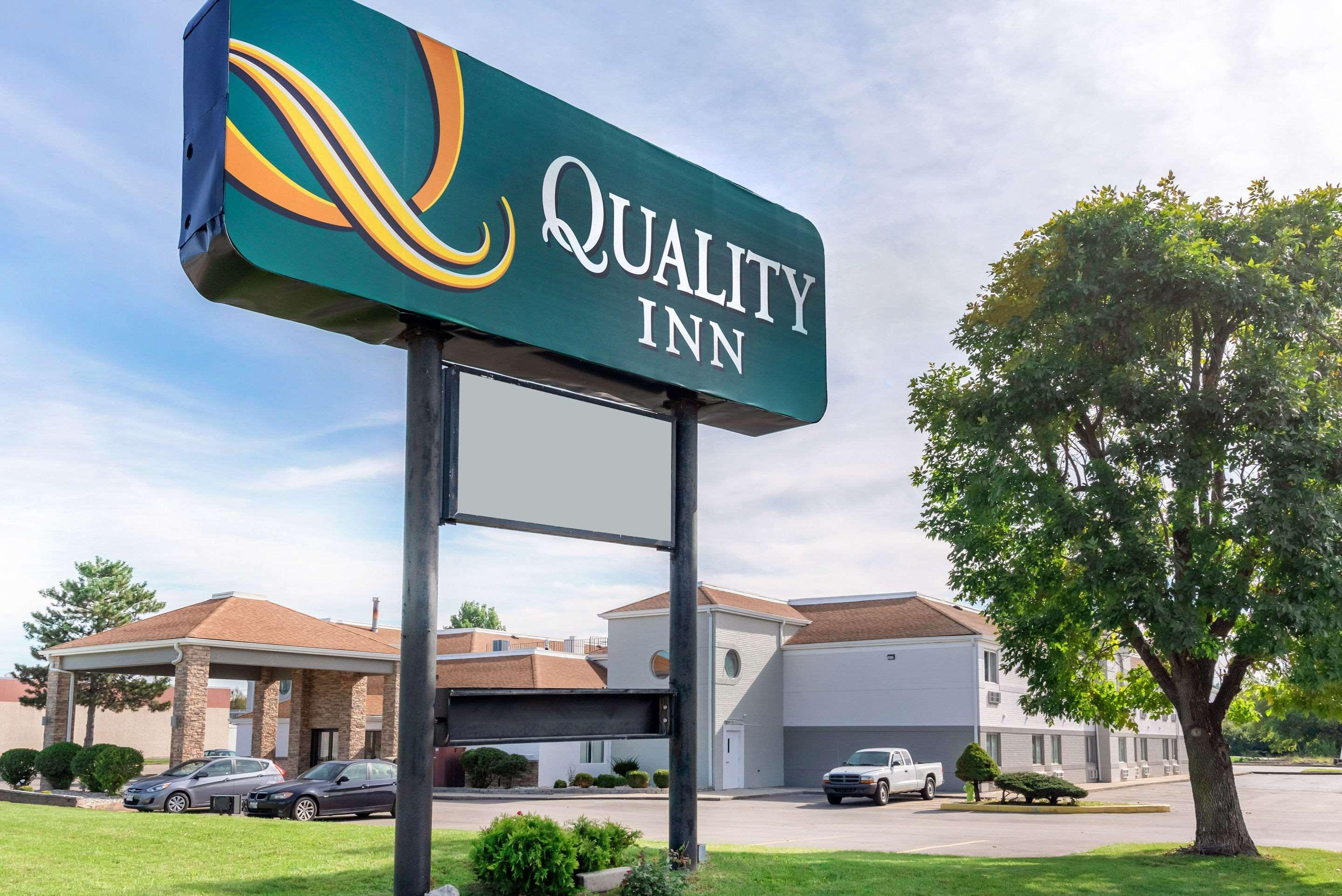 Quality Inn Fairborn Exteriér fotografie