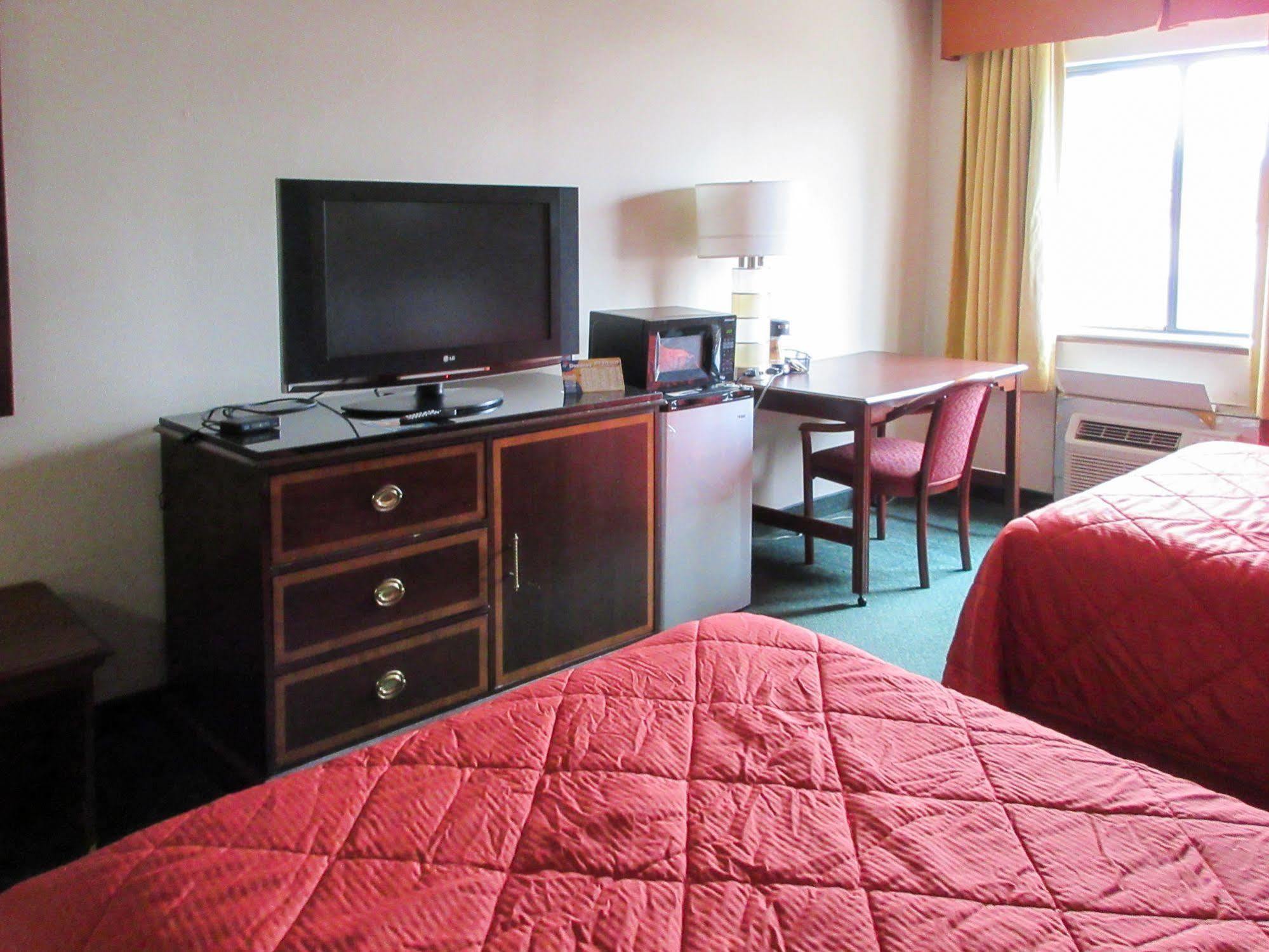Quality Inn Fairborn Exteriér fotografie